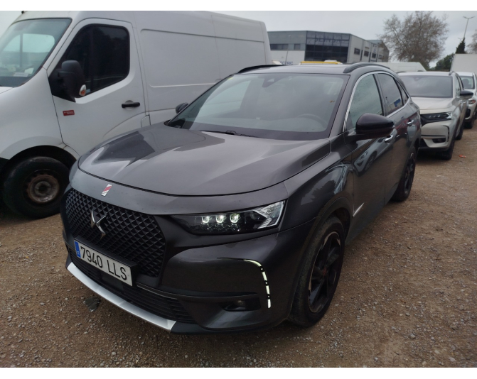 Renting cocheDS DS 7 CROSSBACK