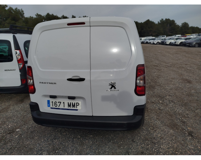 PEUGEOT PARTNER