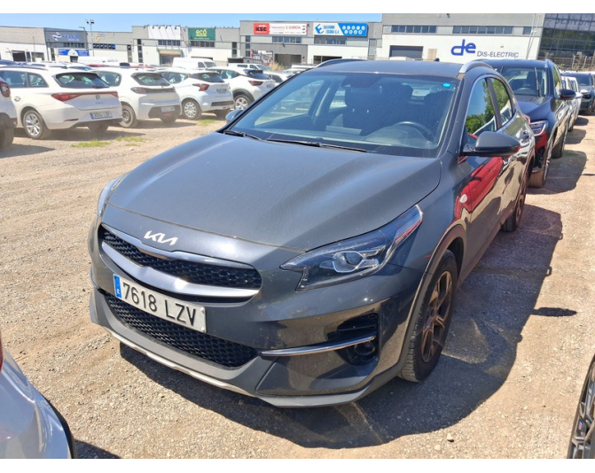 Renting cocheKIA XCEED