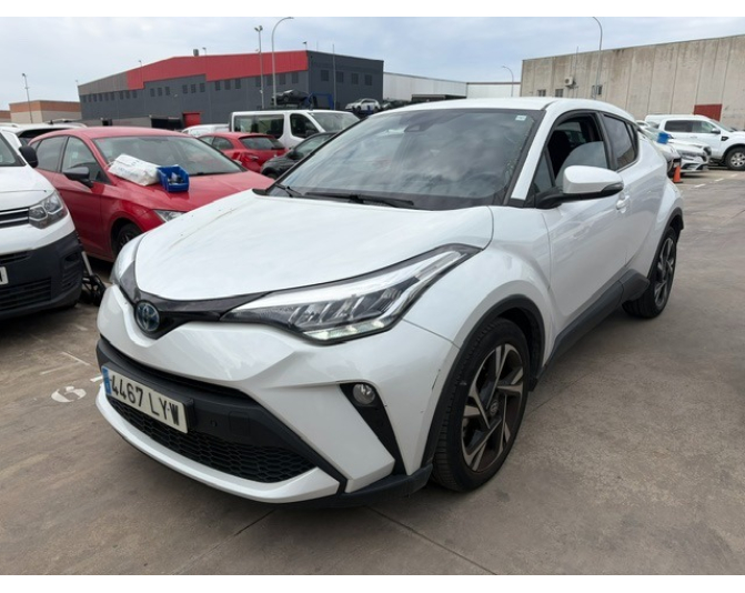 Renting cocheTOYOTA C-HR