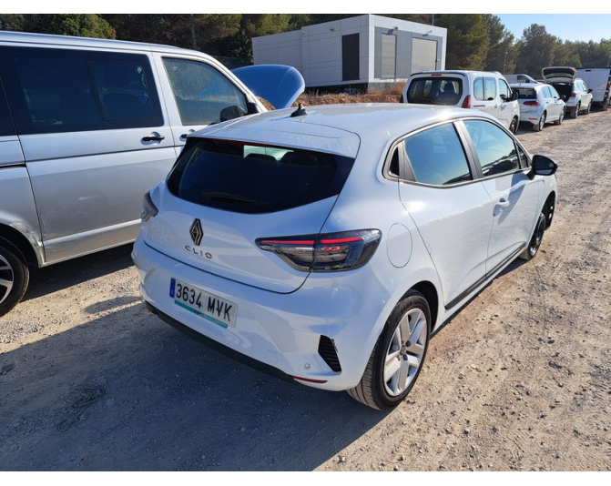 RENAULT CLIO