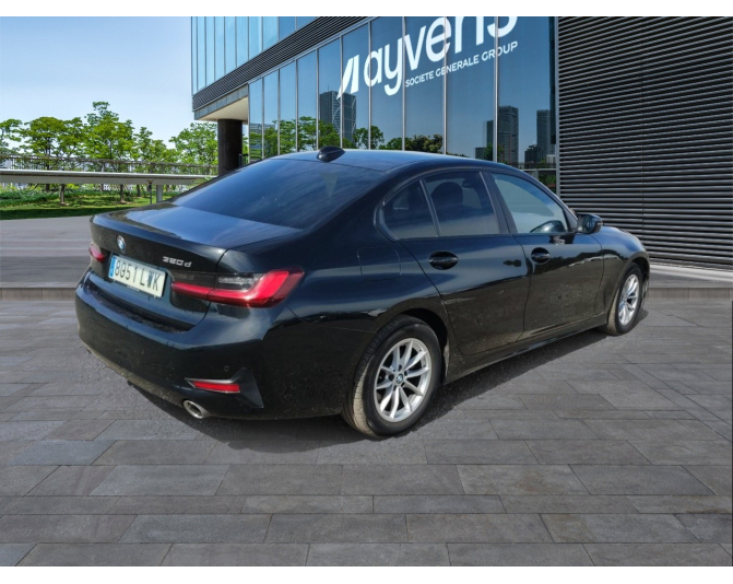 BMW SERIES 3