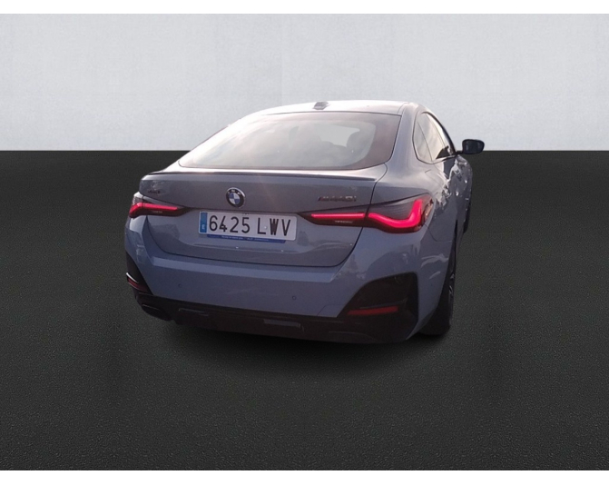 BMW SERIES 4