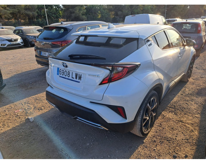TOYOTA C-HR