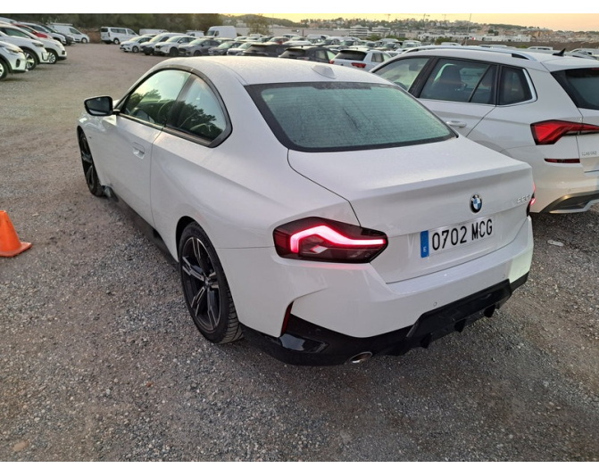 BMW SERIES 2