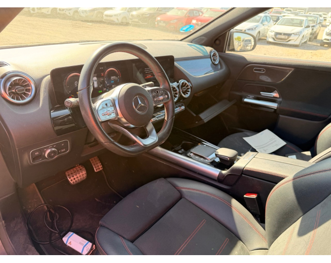 MERCEDES GLA