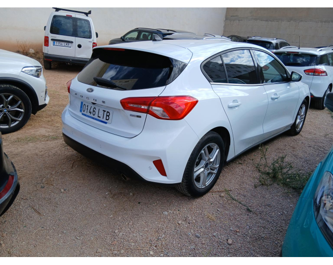 FORD FOCUS