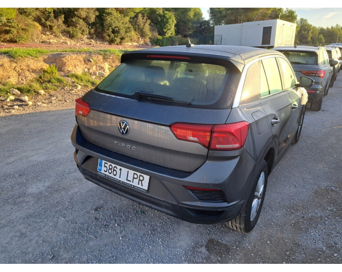 VOLKSWAGEN T-ROC