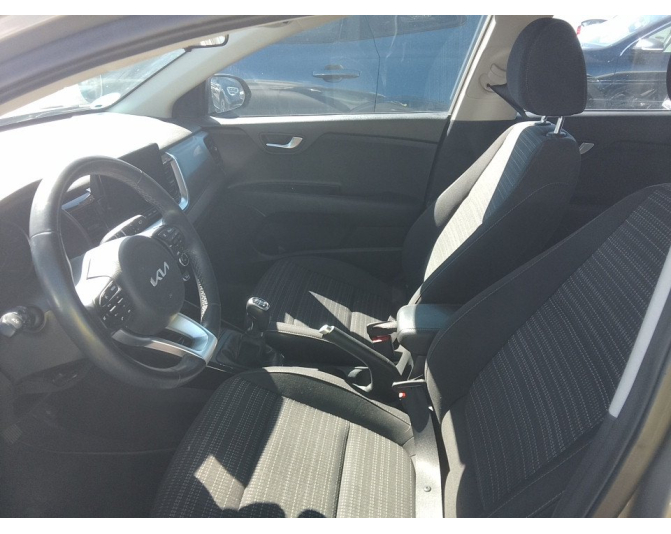 KIA STONIC