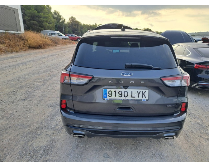 FORD KUGA