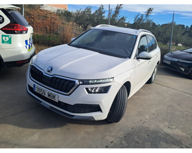 Renting cocheSKODA KAMIQ