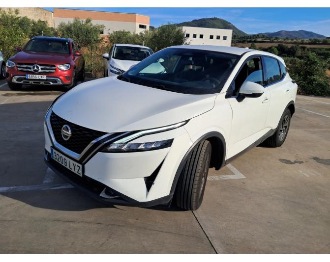 Renting cocheNISSAN QASHQAI