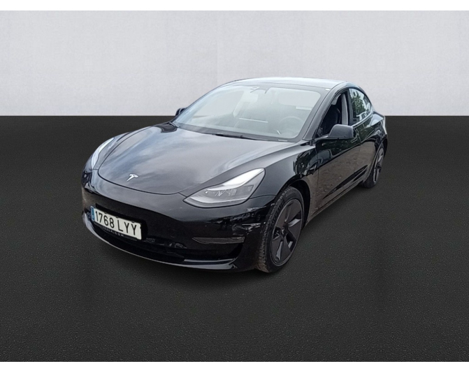 Renting cocheTESLA MODEL 3