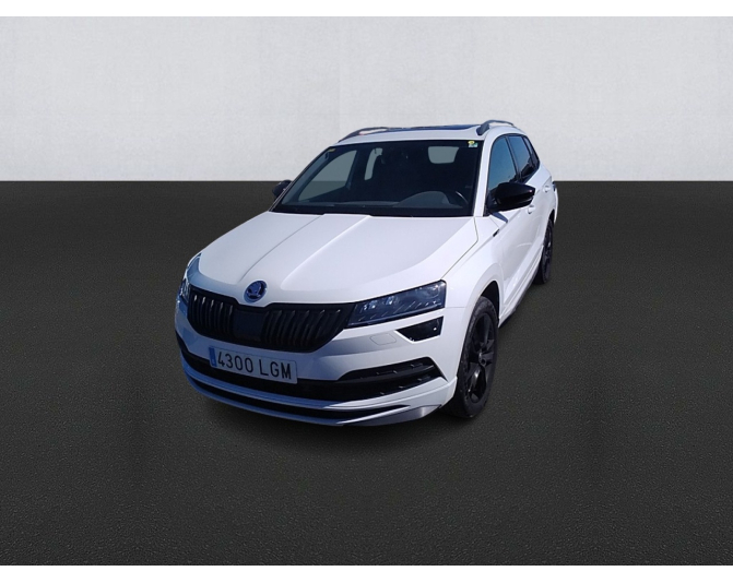 Renting cocheSKODA KAROQ