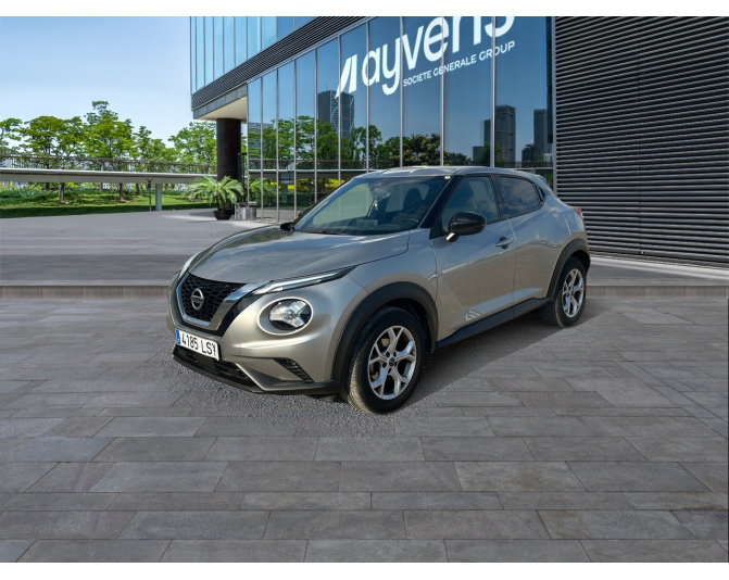 Renting cocheNISSAN JUKE