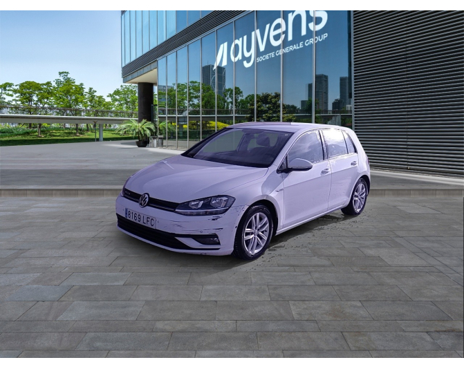 Renting cocheVOLKSWAGEN GOLF