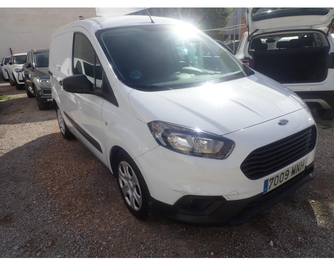 FORD TRANSIT COURIER