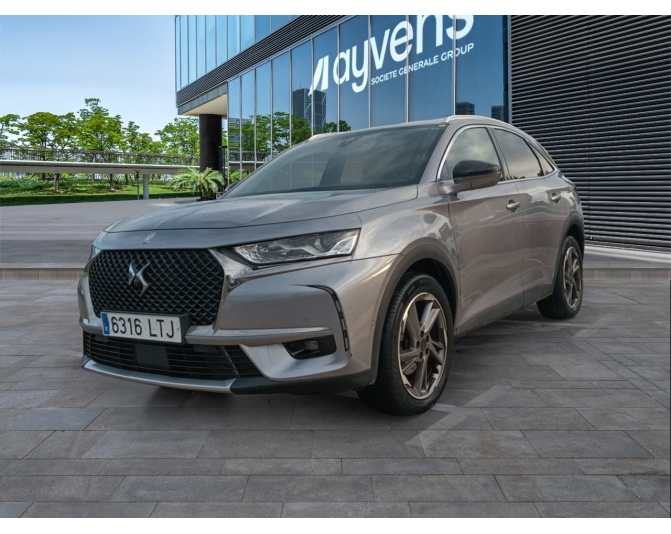 Renting cocheDS DS 7 CROSSBACK