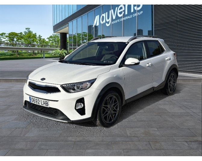 Renting cocheKIA STONIC