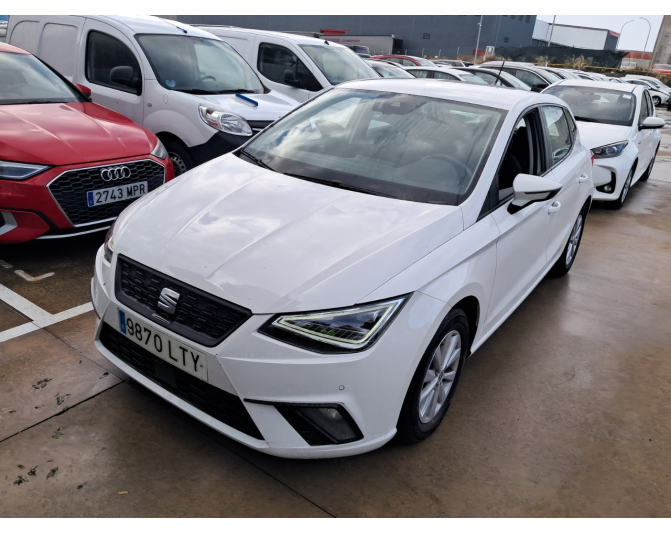 Renting cocheSEAT IBIZA