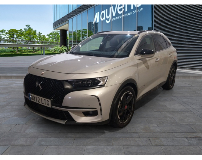 Renting cocheDS DS 7 CROSSBACK