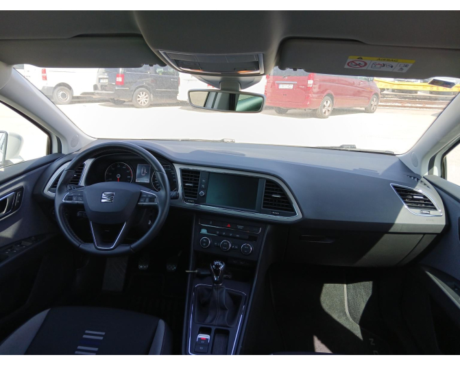 SEAT LEON