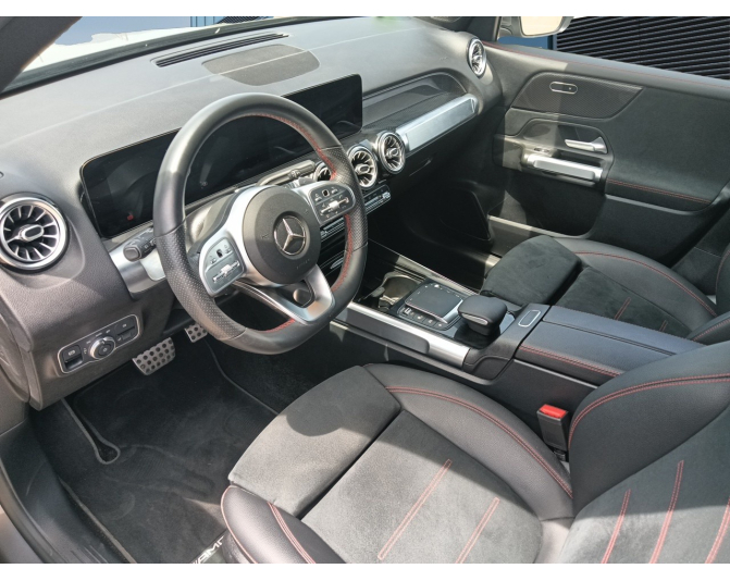MERCEDES GLB