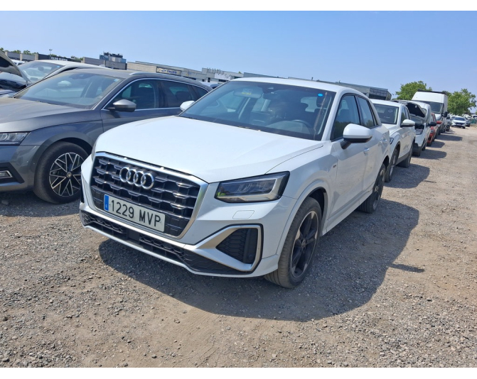 Renting cocheAUDI Q2