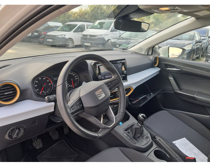 SEAT IBIZA