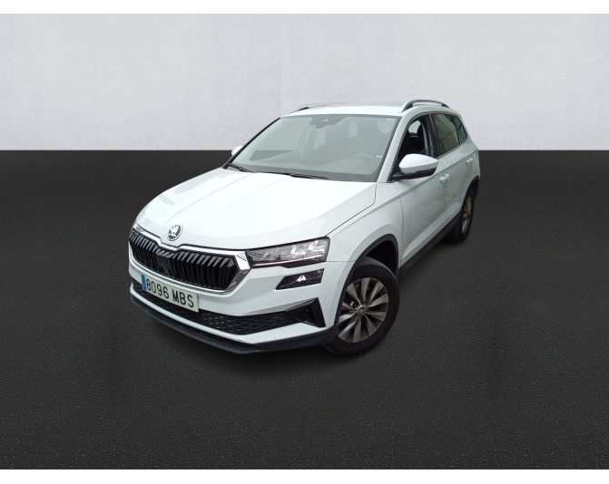 Renting cocheSKODA KAROQ