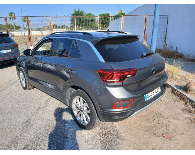 VOLKSWAGEN T-ROC