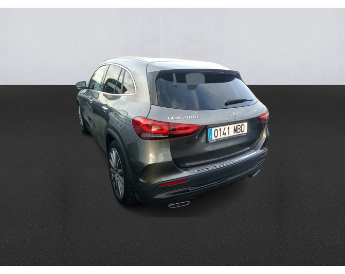 MERCEDES GLA