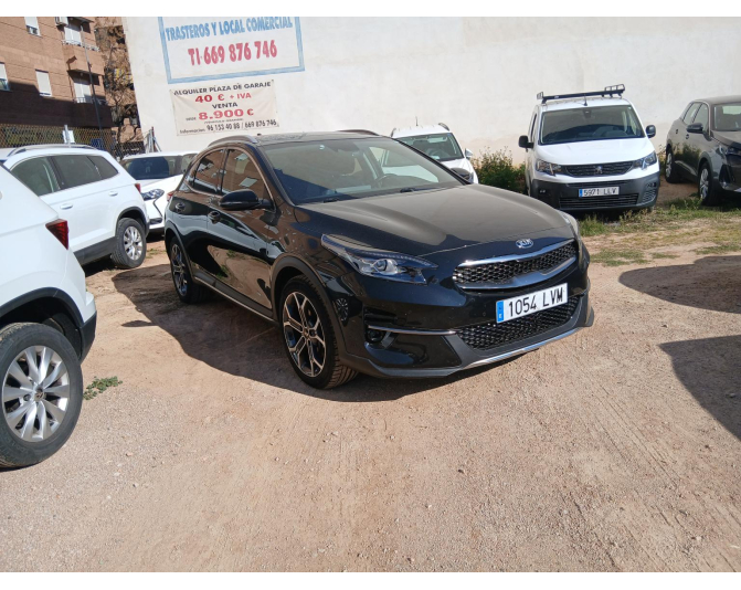 KIA XCEED