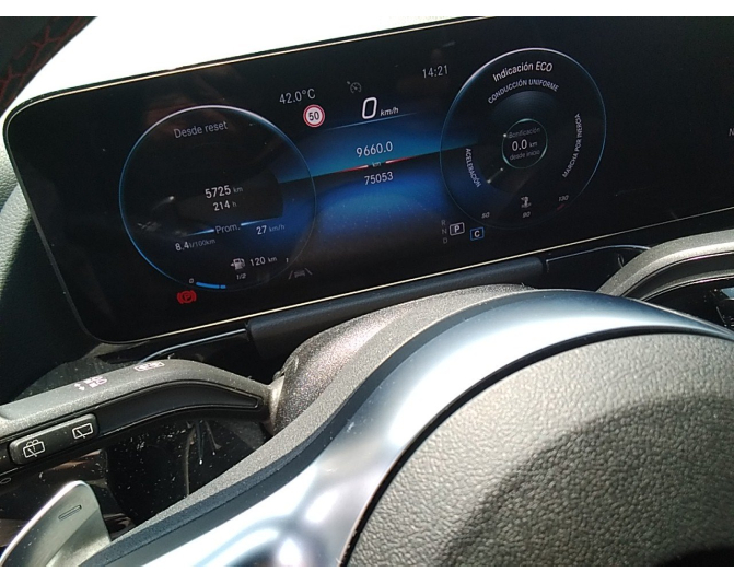 MERCEDES GLA