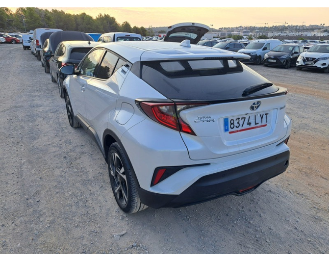 TOYOTA C-HR