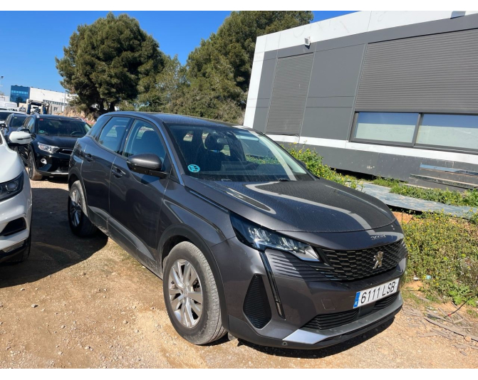 PEUGEOT 3008