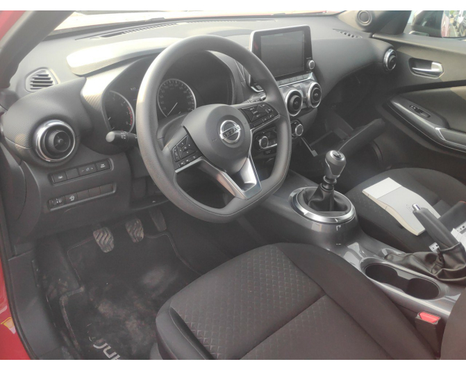 NISSAN JUKE