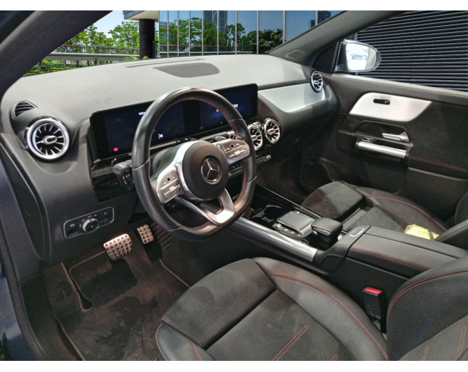 MERCEDES GLA