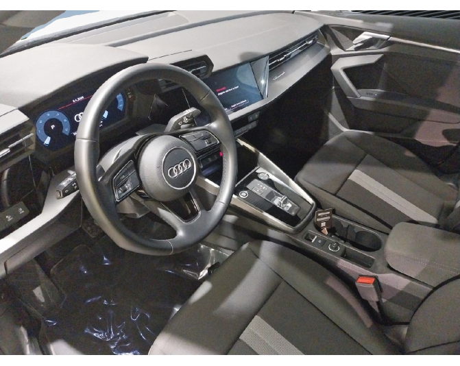 Renting cocheAUDI A3