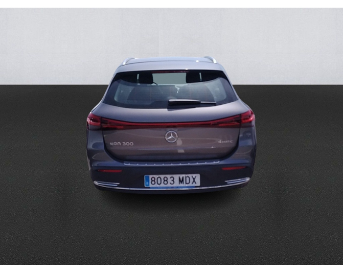 MERCEDES EQA