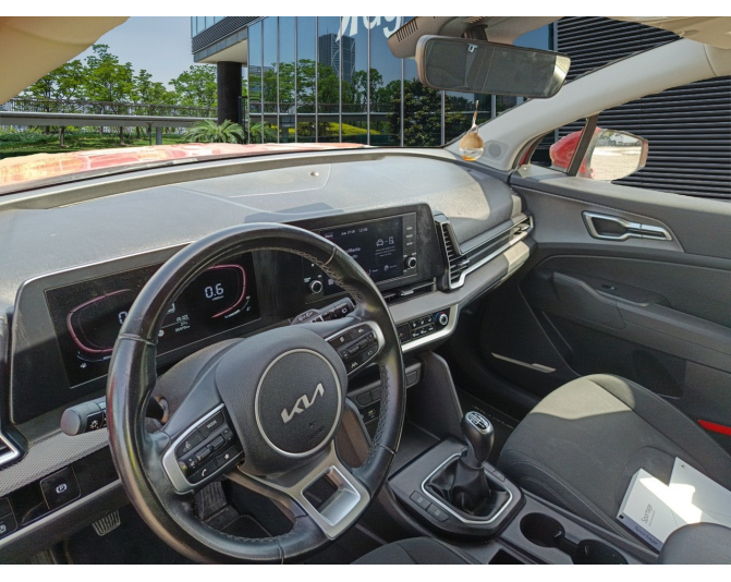 KIA SPORTAGE