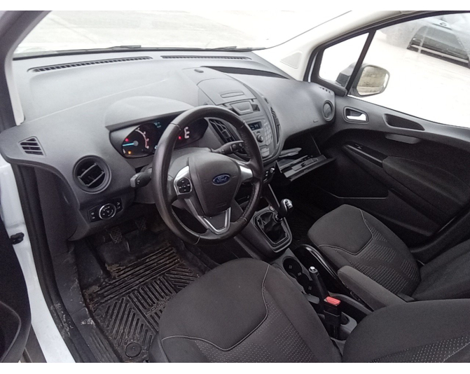 FORD TRANSIT COURIER