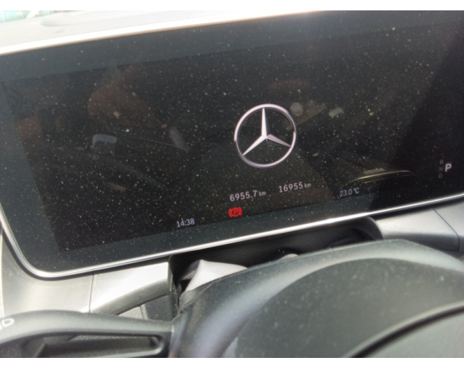 MERCEDES GLC