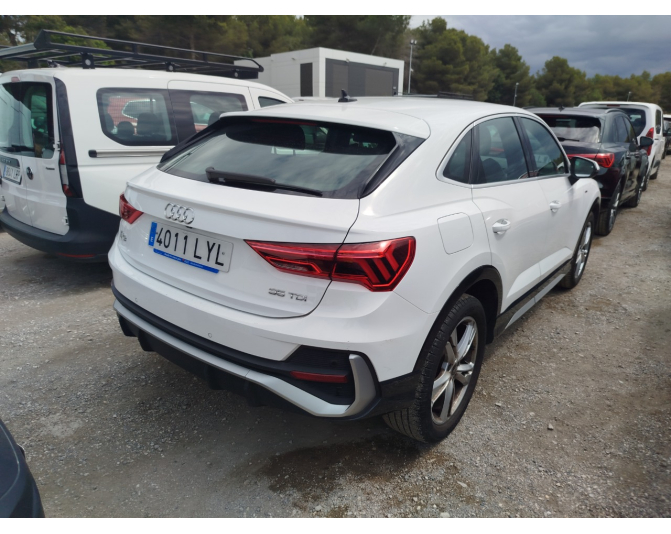 AUDI Q3 SPORTBACK