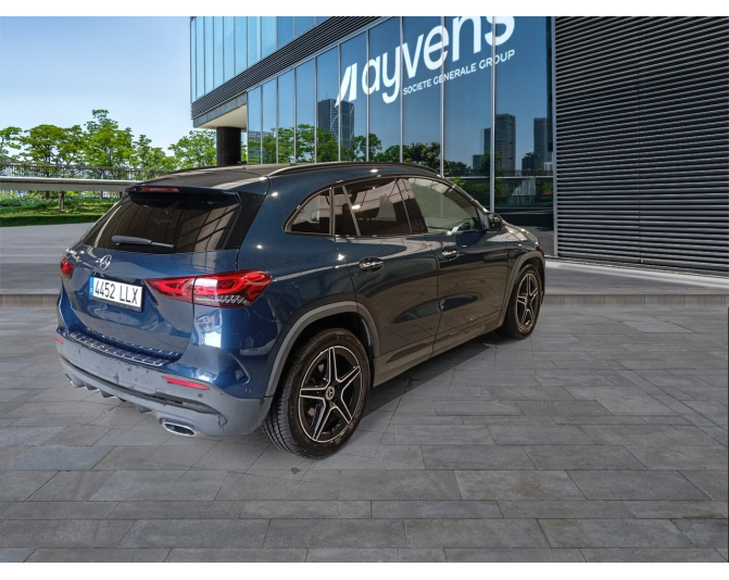 MERCEDES GLA