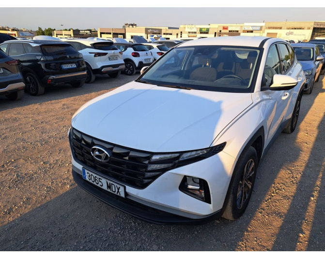 Renting cocheHYUNDAI TUCSON