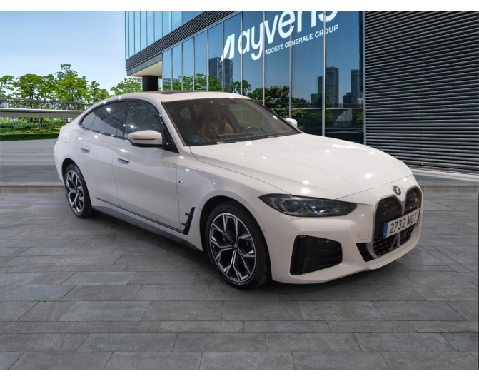 BMW I4