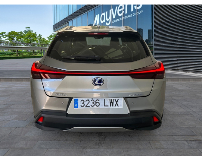 LEXUS UX