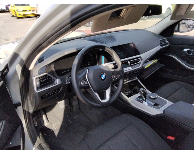 BMW SERIES 3