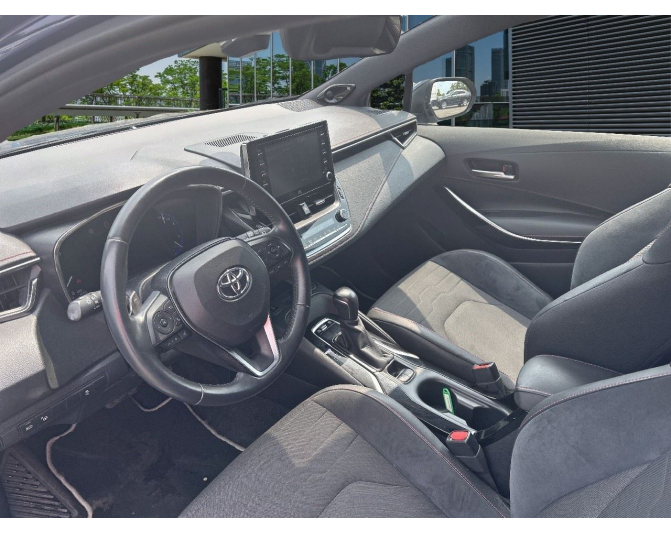 TOYOTA COROLLA